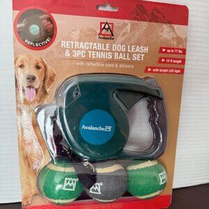 Avalanche Retractable Dog Leash with 3 PC Tennis Ball Set Reflective Cord
